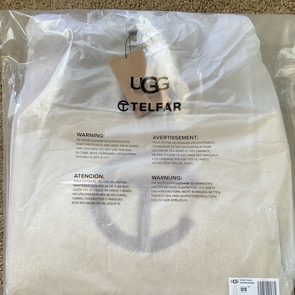 UGG x Telfar Medium Shopping Bag - Picture 5 of 5